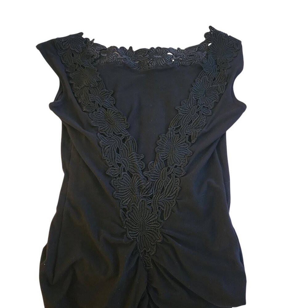 Cotton V-Neck Laced Bodycon Dress - Picture 9 of 9